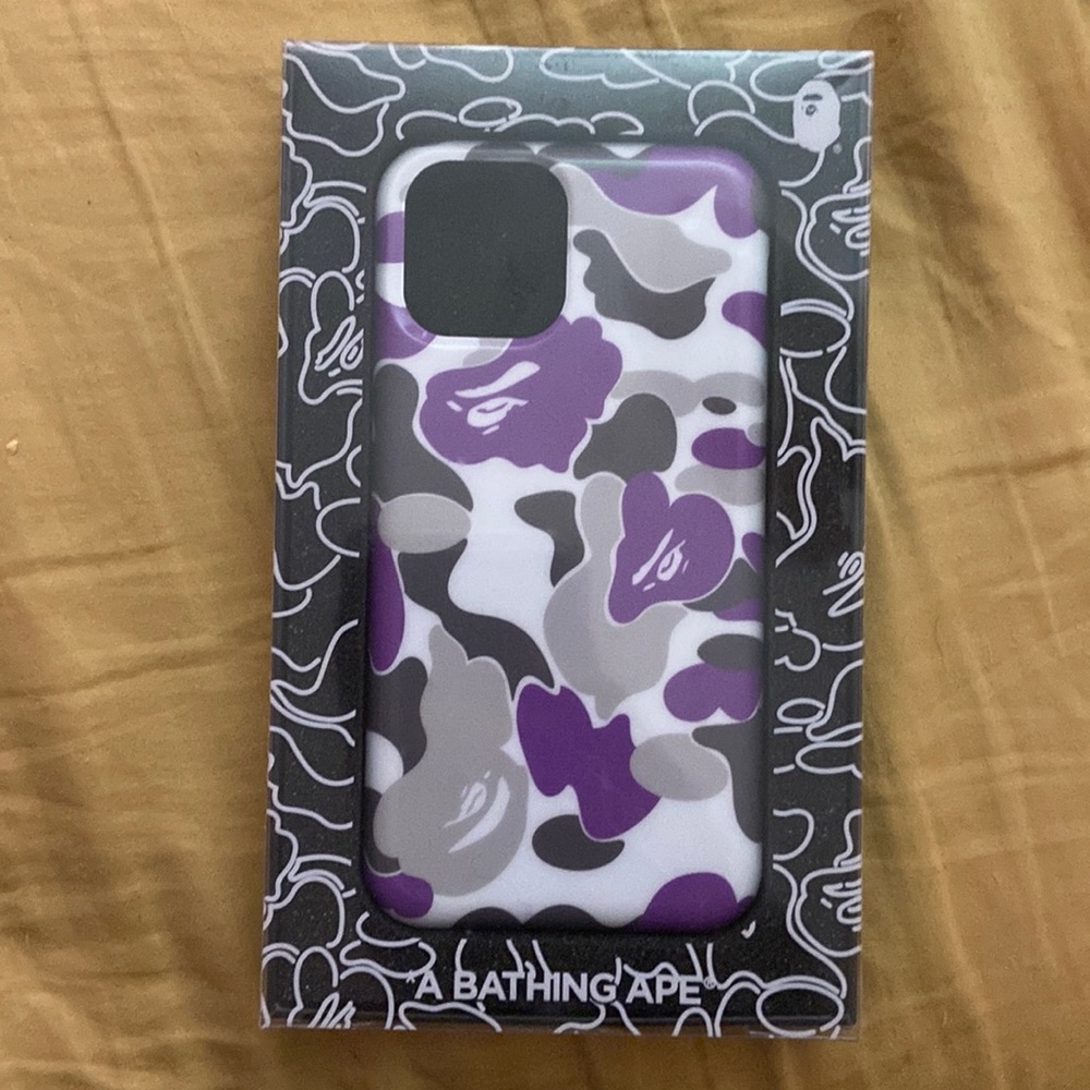I bought the wrong case for my phone.
